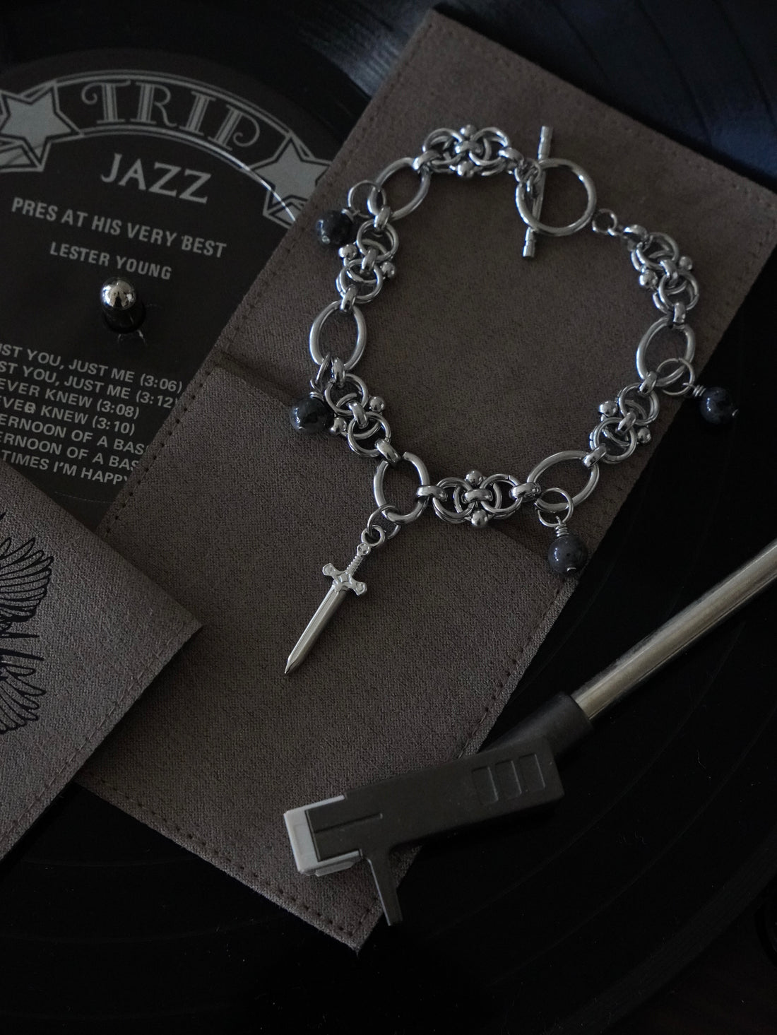 Bracelet « Night Blade » 🌑 • Larvikite