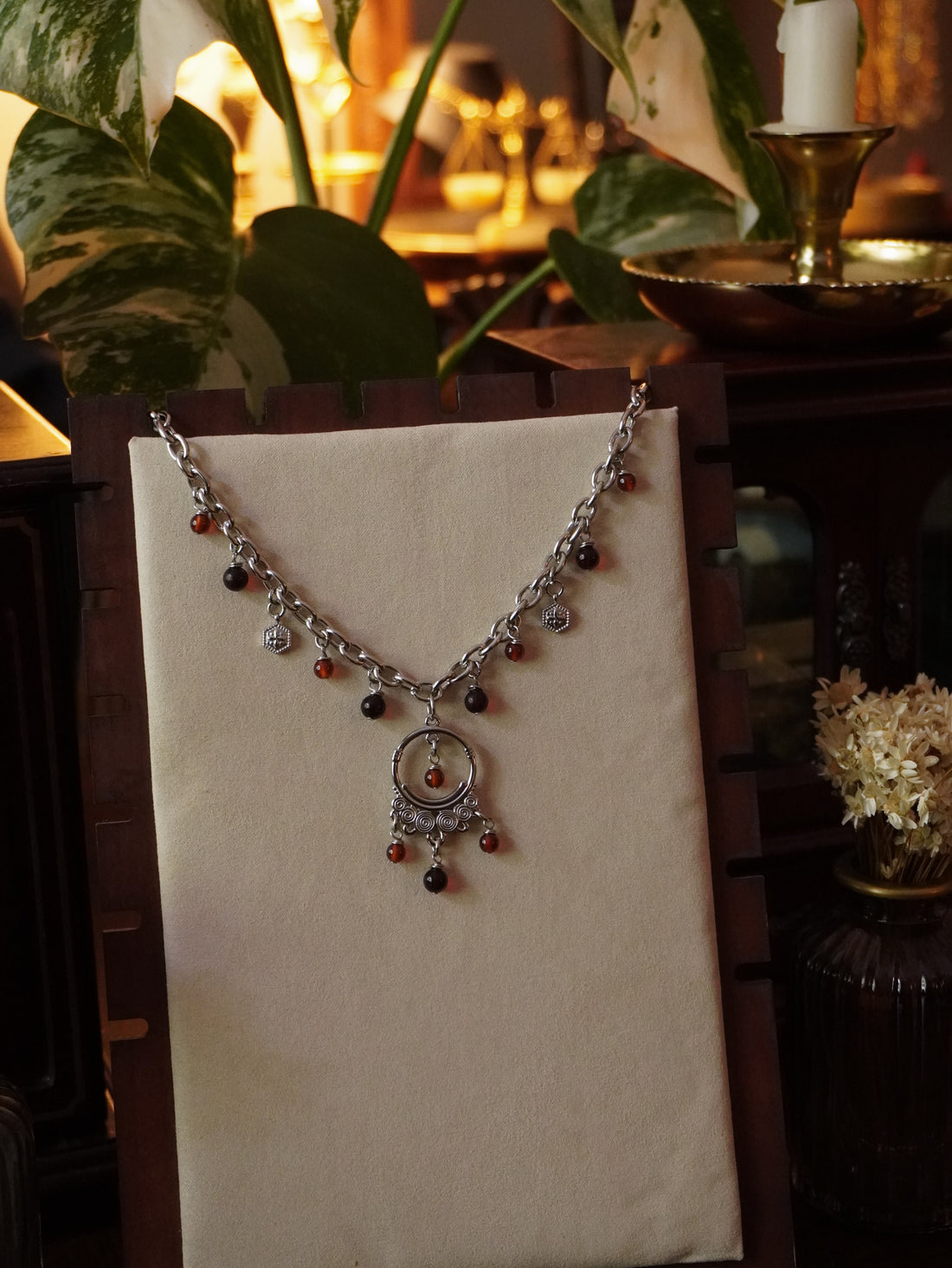 Collier « Babylonia » • Argenté • Grenat