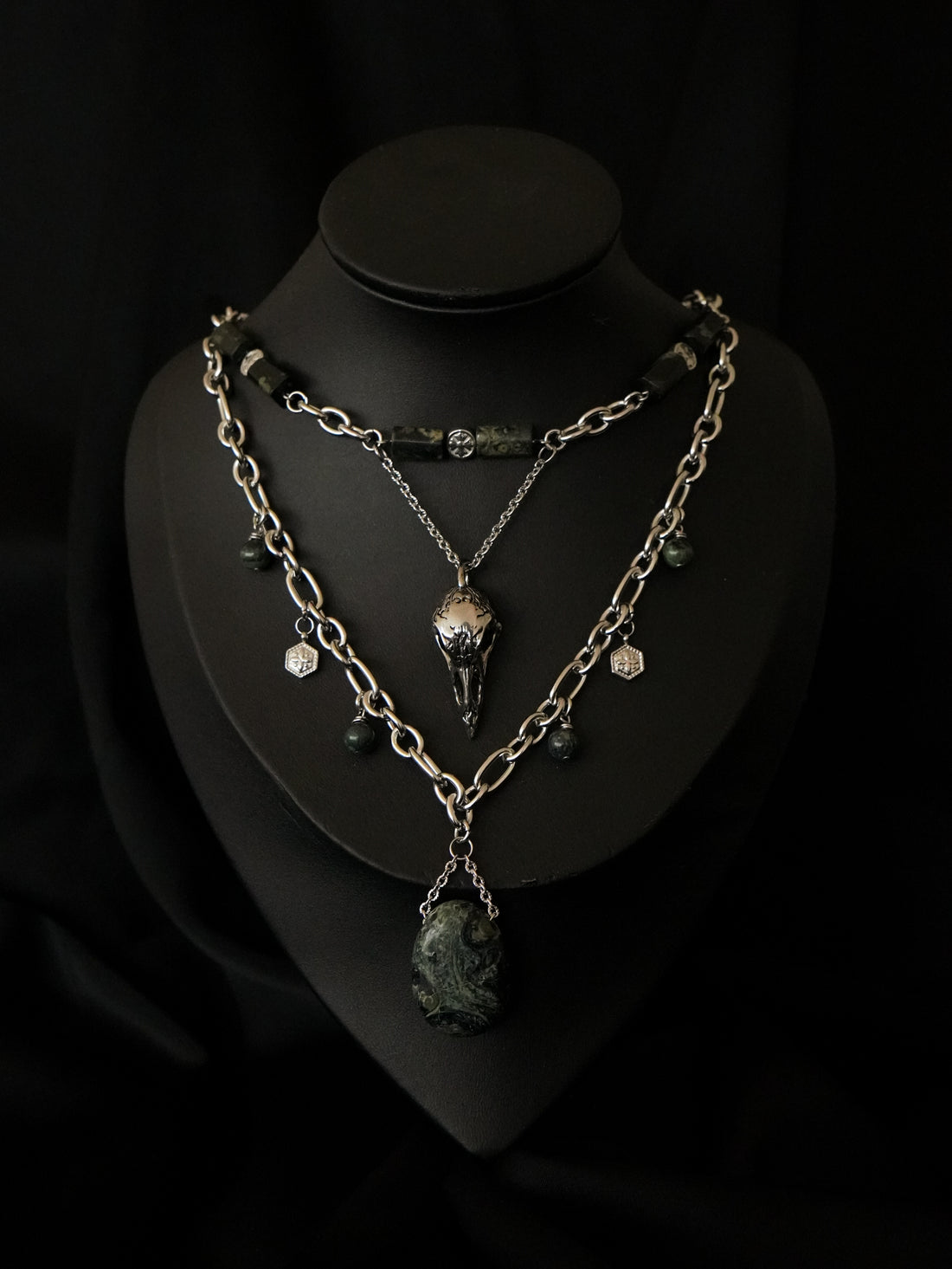 Collier « Omen » 🐦‍⬛🍂 • Jaspe Kambaba