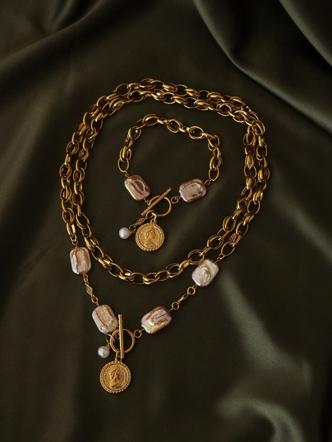 Collier « The rosebourne Heirloom » 🕯️🪙 • Doré • Perles de Nacre